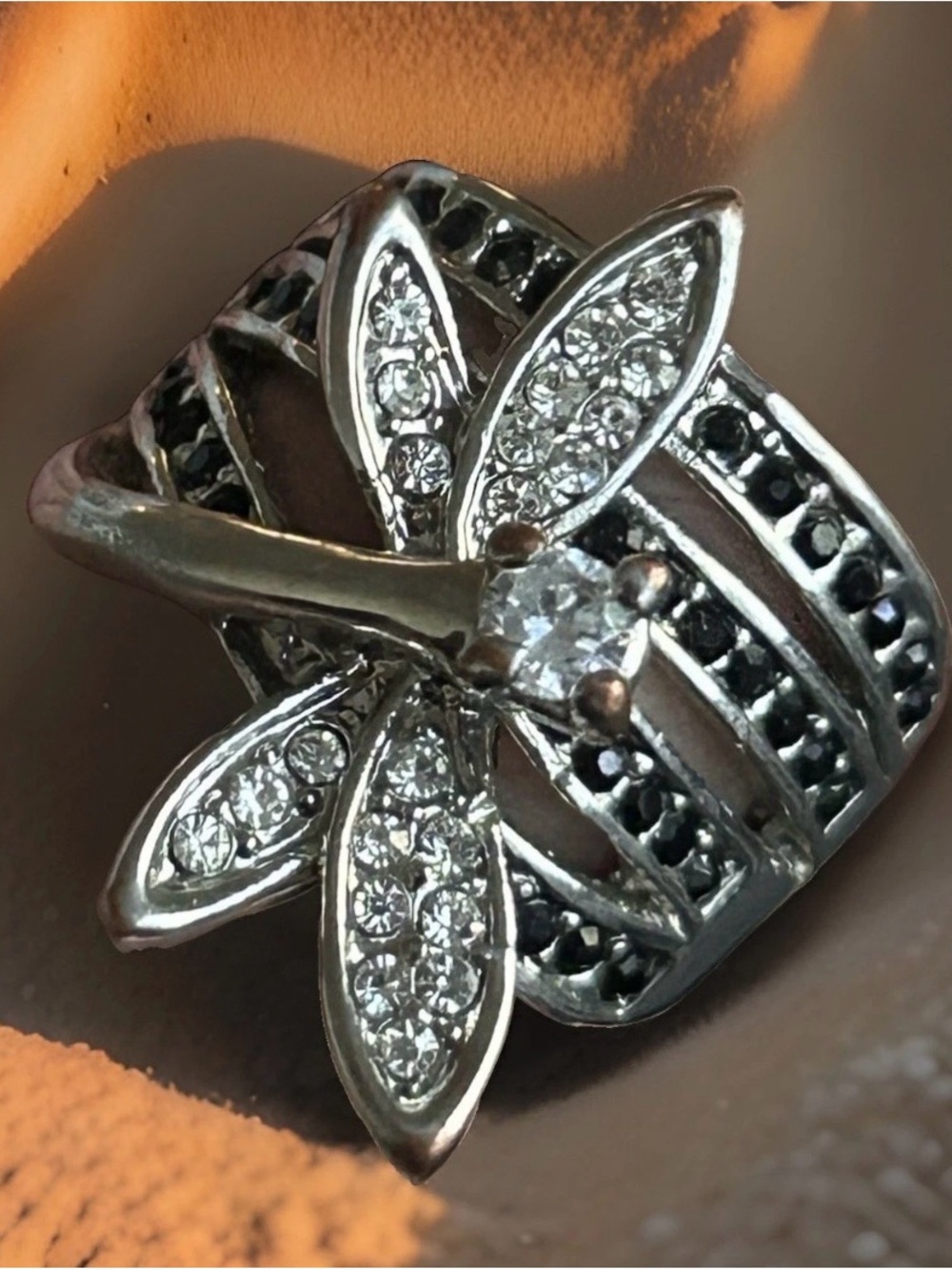 Vintage Dragonfly Crystal Ring 14krpg